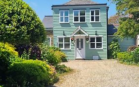 The Coach House- Stunning Detached Coastal Home, With One Car Parking Space, By Historic Deal Castle